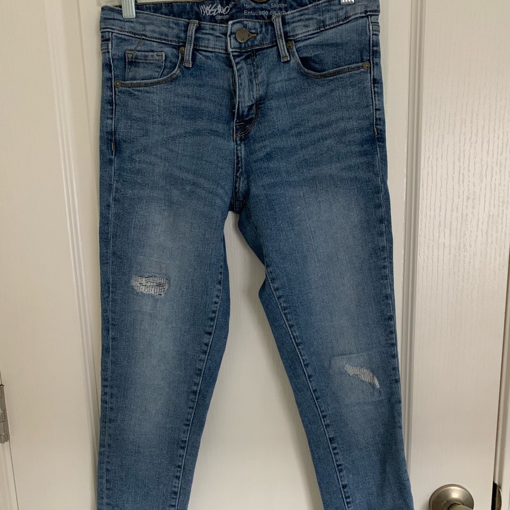 High Rise Distressed Skinny Jeans